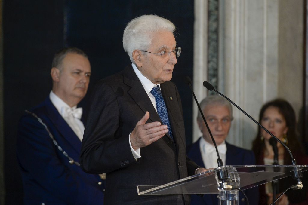 Cina, Mattarella “Riequilibrare rapporti commerciali e investimenti”