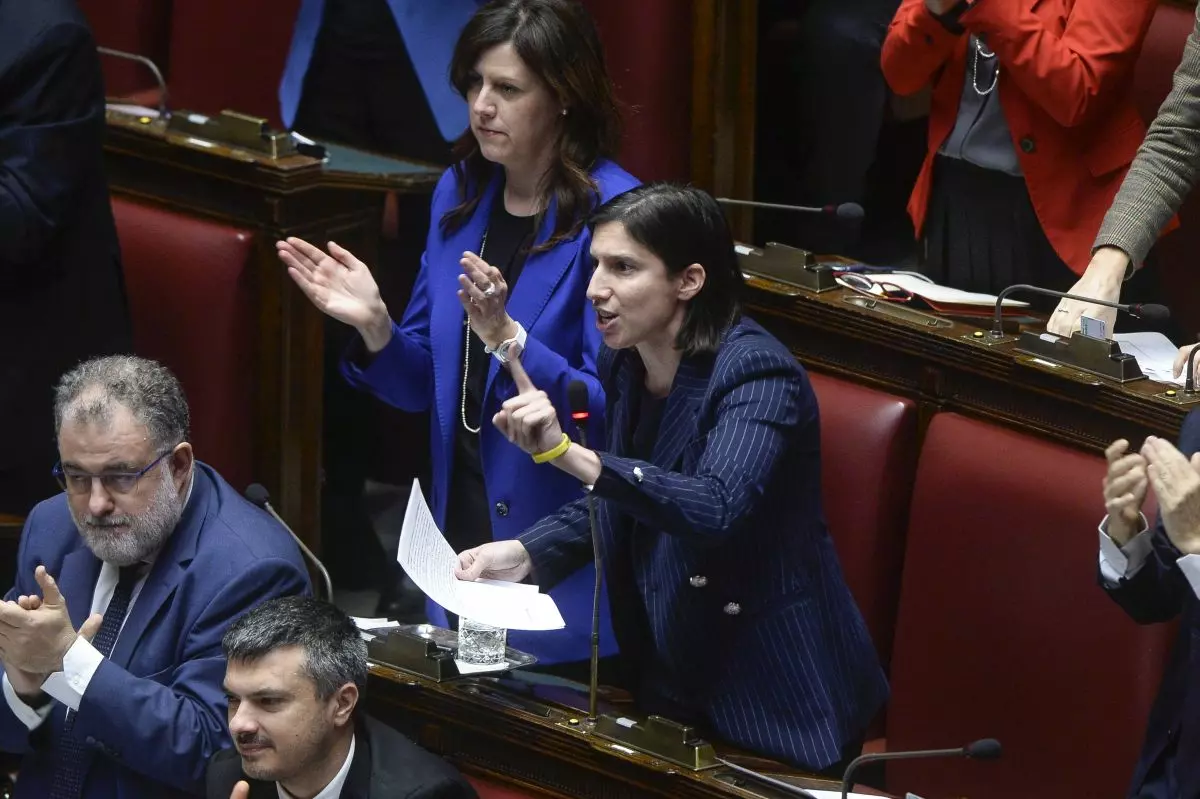 Ue, Schlein “Sì a difesa comune ma no al riarmo di 27 Stati”